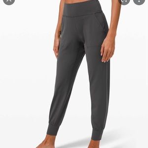 Lululemon Align Joggers 28”